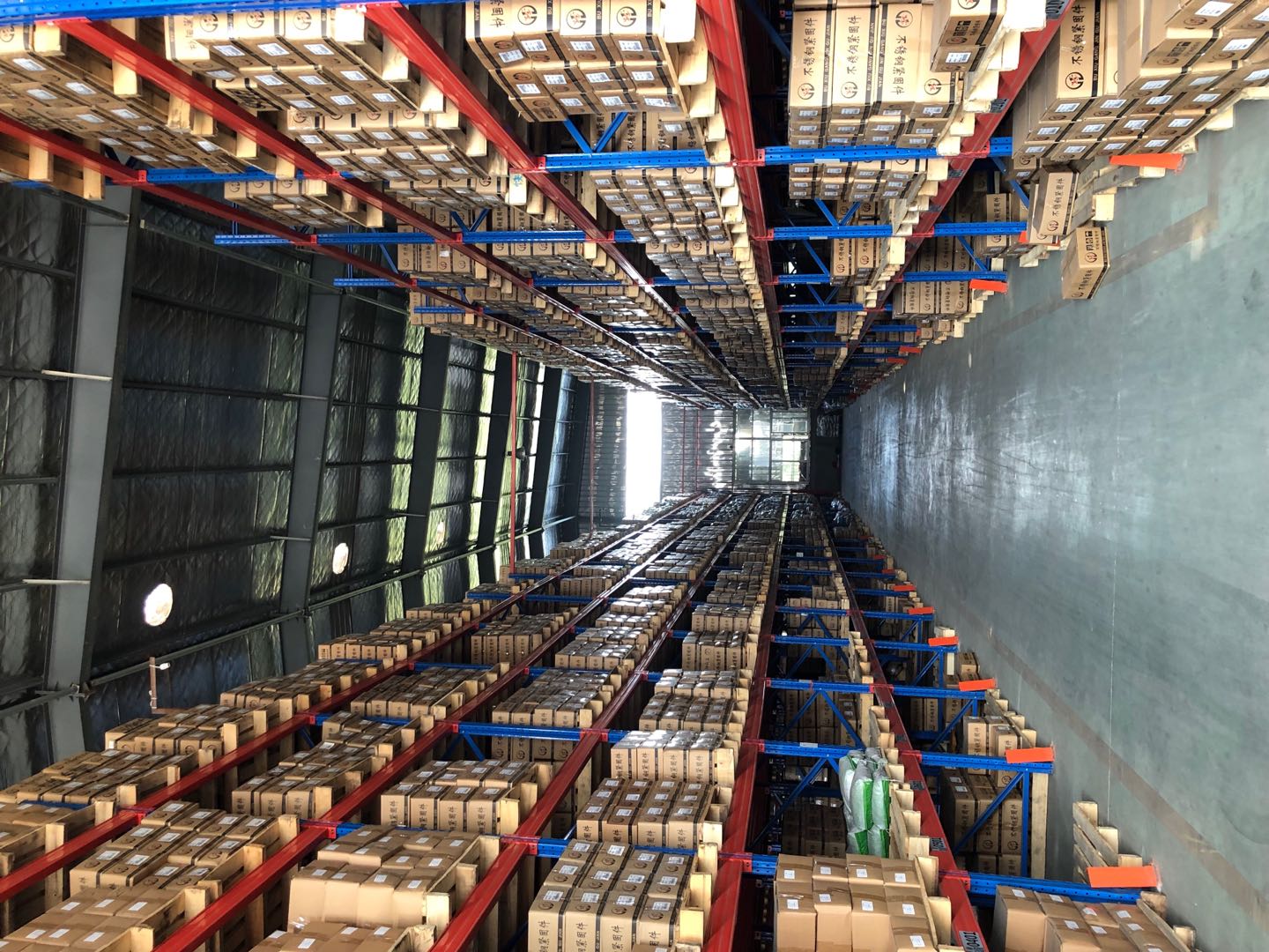 بدأت Jiaxing Qunbang Hardware Co. ، Ltd. 2025.2.6 العمل